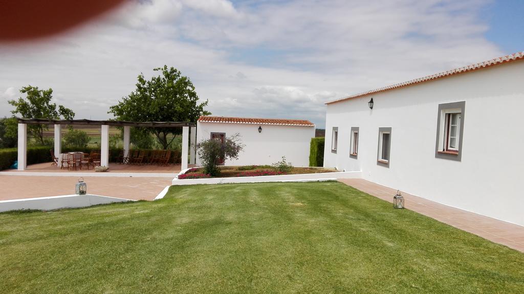 Monte Da Morena Agro-Turismo Serpa Exterior photo